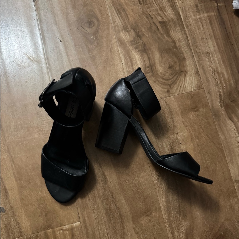 Black Block Heel Sandals Steve Madden sz 5.5